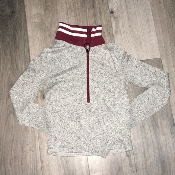 Urban Outfitters turtle neck long sleeve - Picture 1 of 4